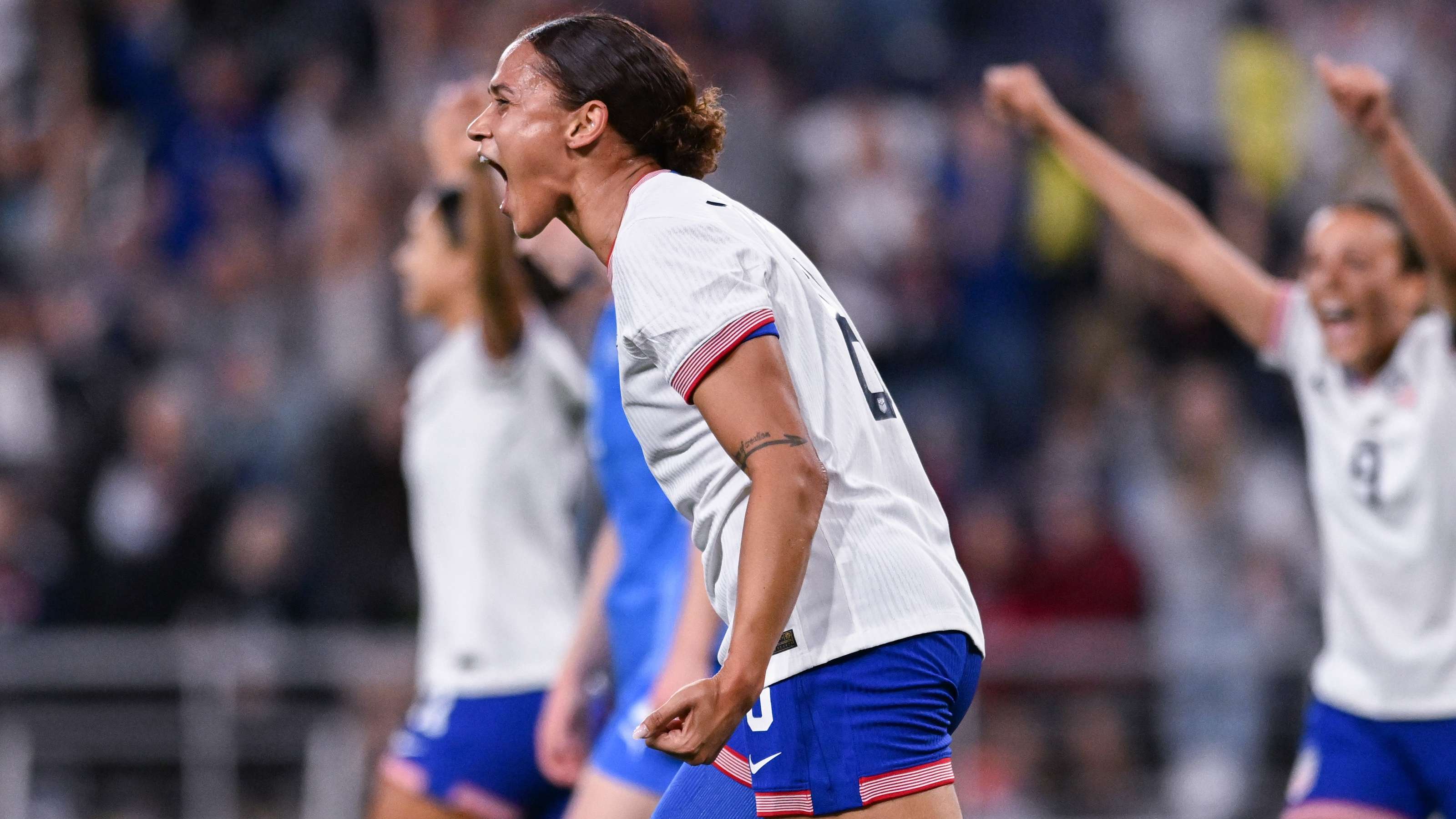 更是让球迷 更是让球迷