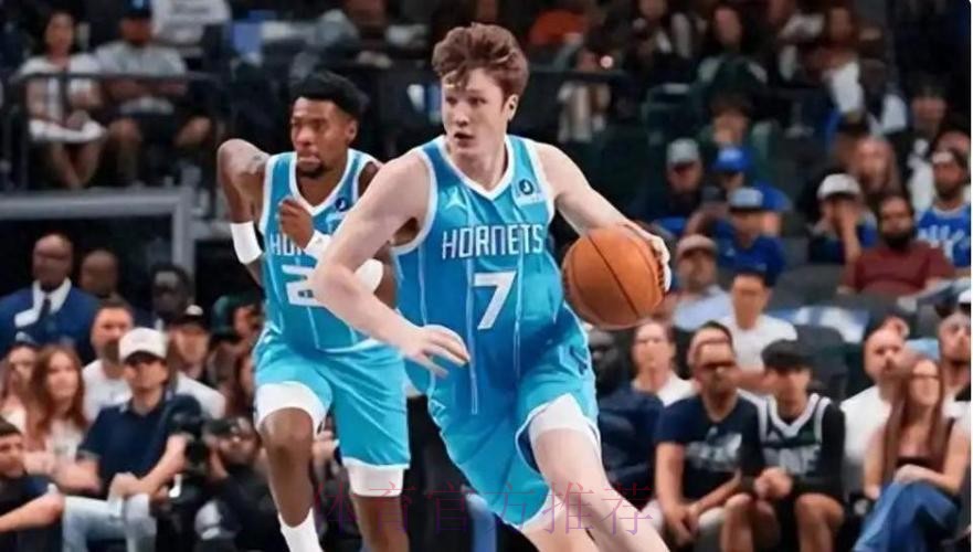 克尼普尔42场砍100两分100三分100罚球，与卢卡并列历史最快